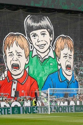 El tifo que exhibió La Gradona antes del partido.