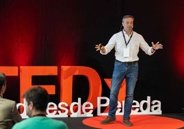 El cofundador del Grupo Pitma y expresidente del Racing, Alfredo Pérez, en las charlas TEDx.