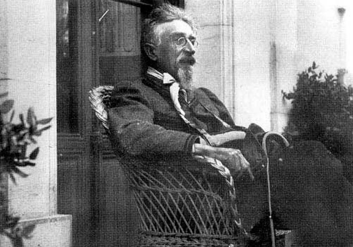 José María de Pereda en Polanco en una imagen fechada en 1905.