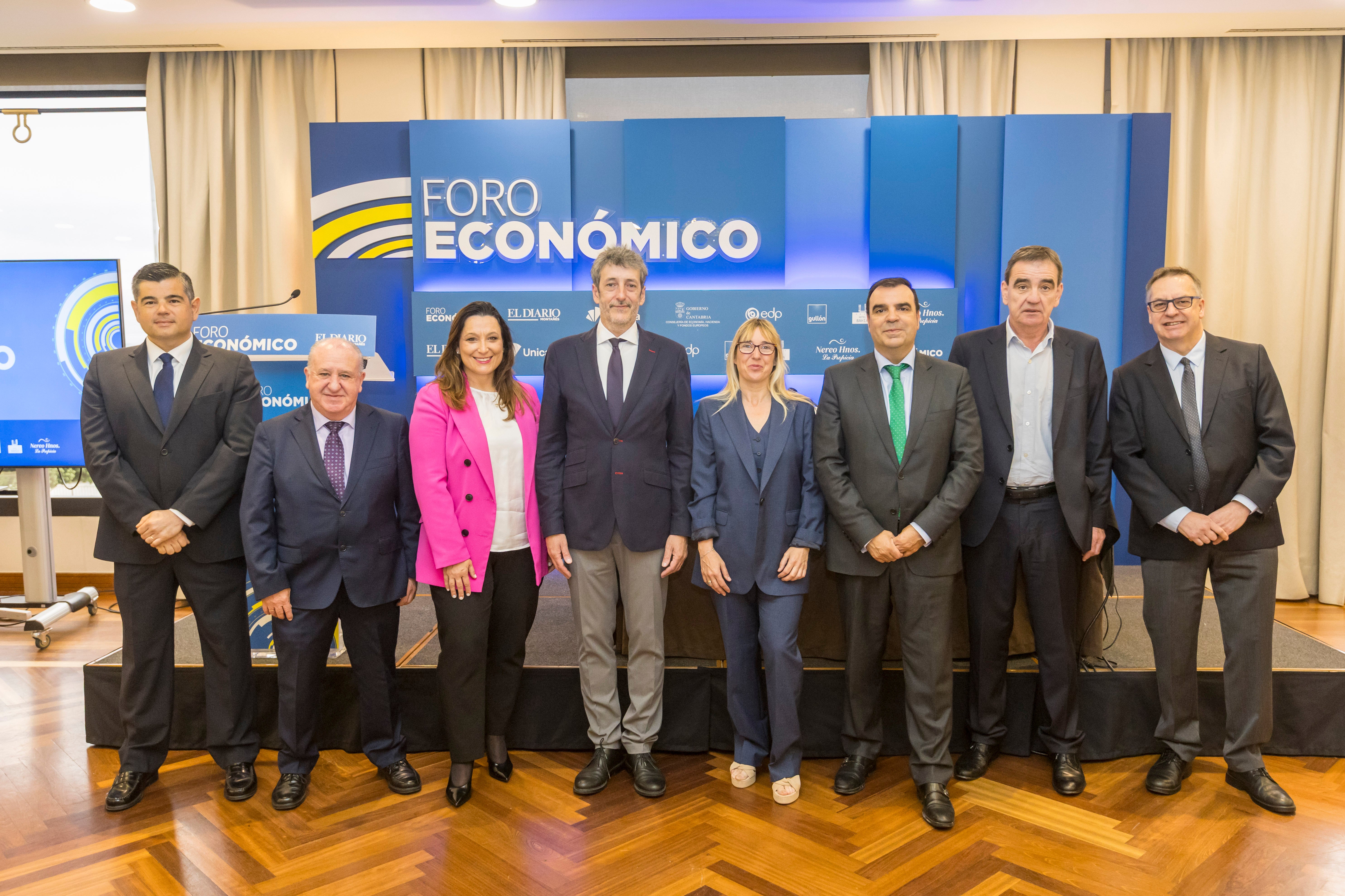 Yago Ramos, Jesús Ruiz, Marta Redondo, José Moisés Martín, Eugenia Gómez de Diego, Rafael Álvarez, Ignacio Pérez e Íñigo Noriega.