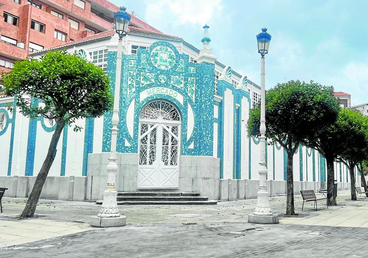 La Plaza de Abastos de Castro recupera su viejo esplendor tras su remodelación
