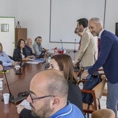 El consejero, Sergio Silva, se reunió con los sindicatos para abordar de nuevo la negociación.