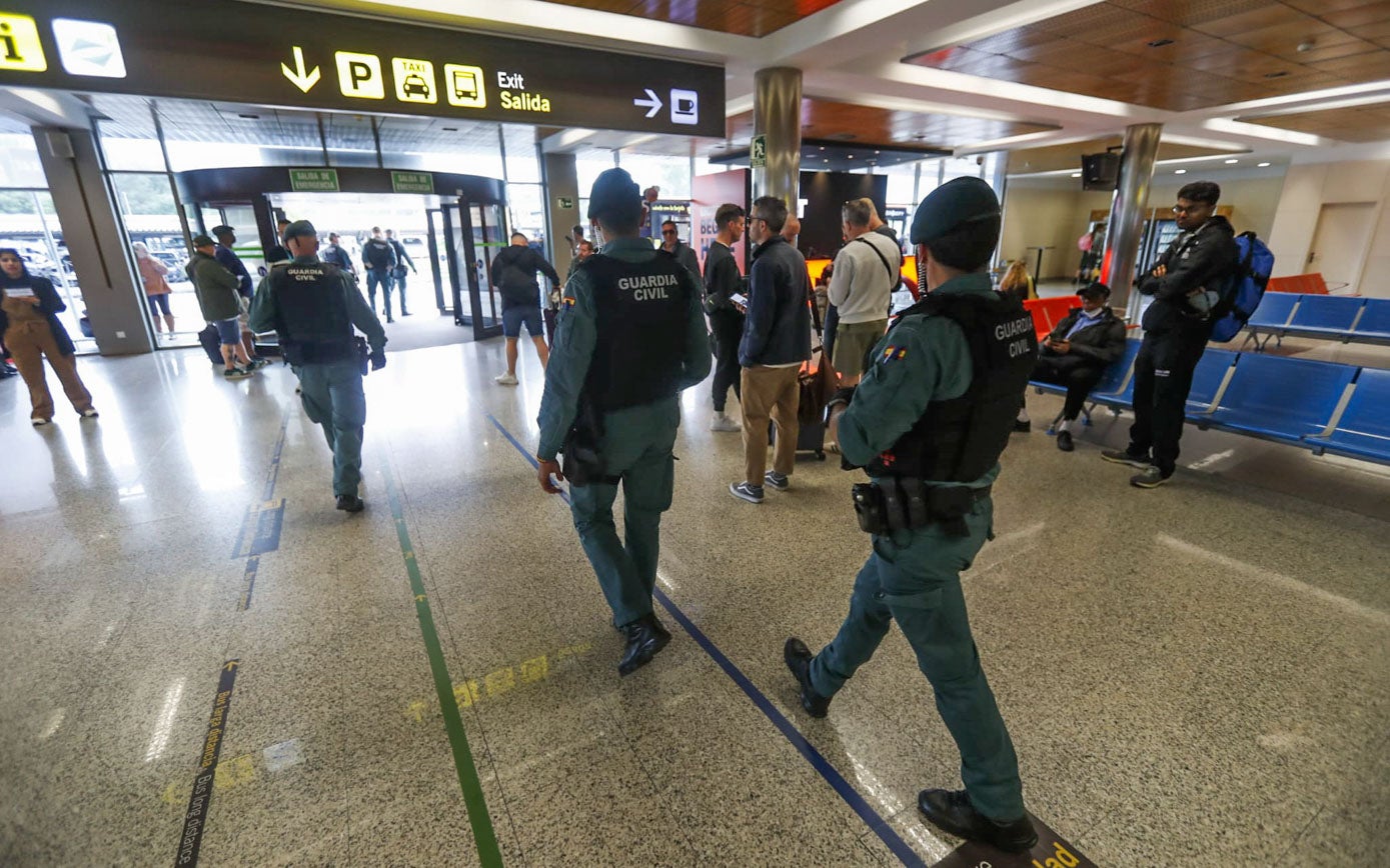 El dispositivo de la Guardia Civil esta mañana en el Seve.