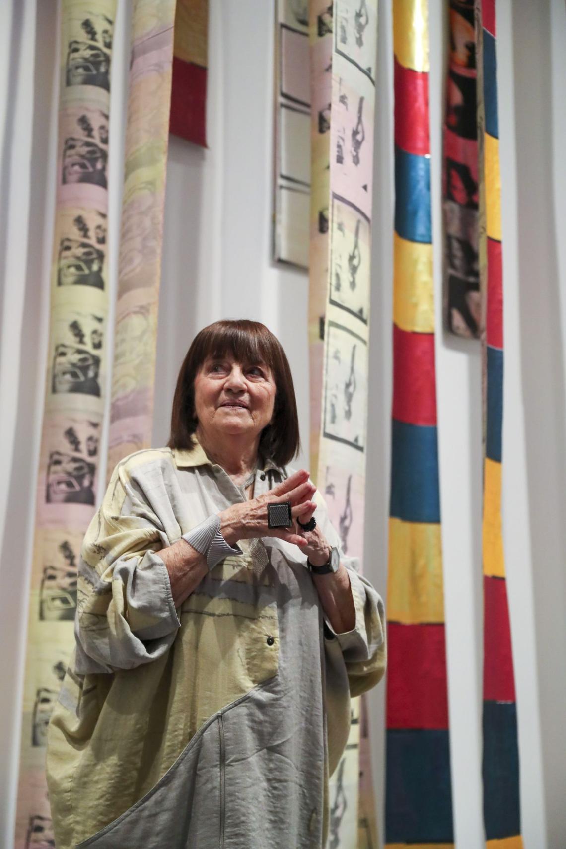 La artista Marisa González durante la presentación este martes de la exposición antológica 'Marisa González. Un modo de hacer generativo', en el Museo Reina Sofía.