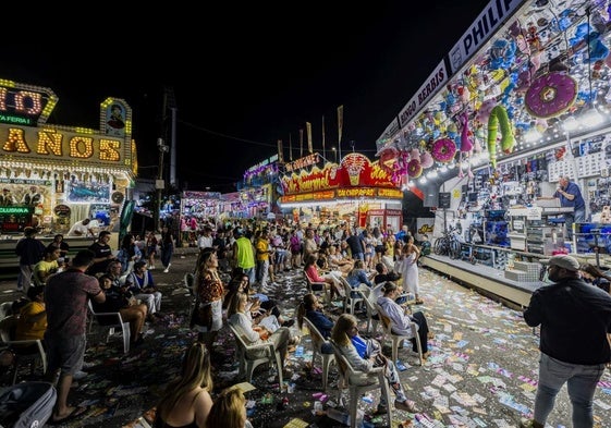 Las ferias de Santiago, ubicadas en el aparcamiento de los Campos de Sport de El Sardinero, donde continuarán este verano.