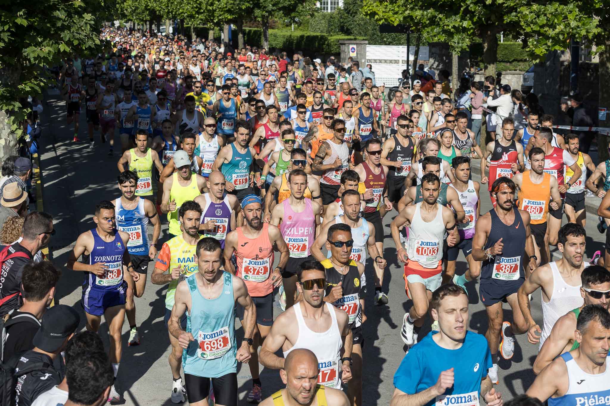 Si has participado en los 10 km de Laredo, búscate