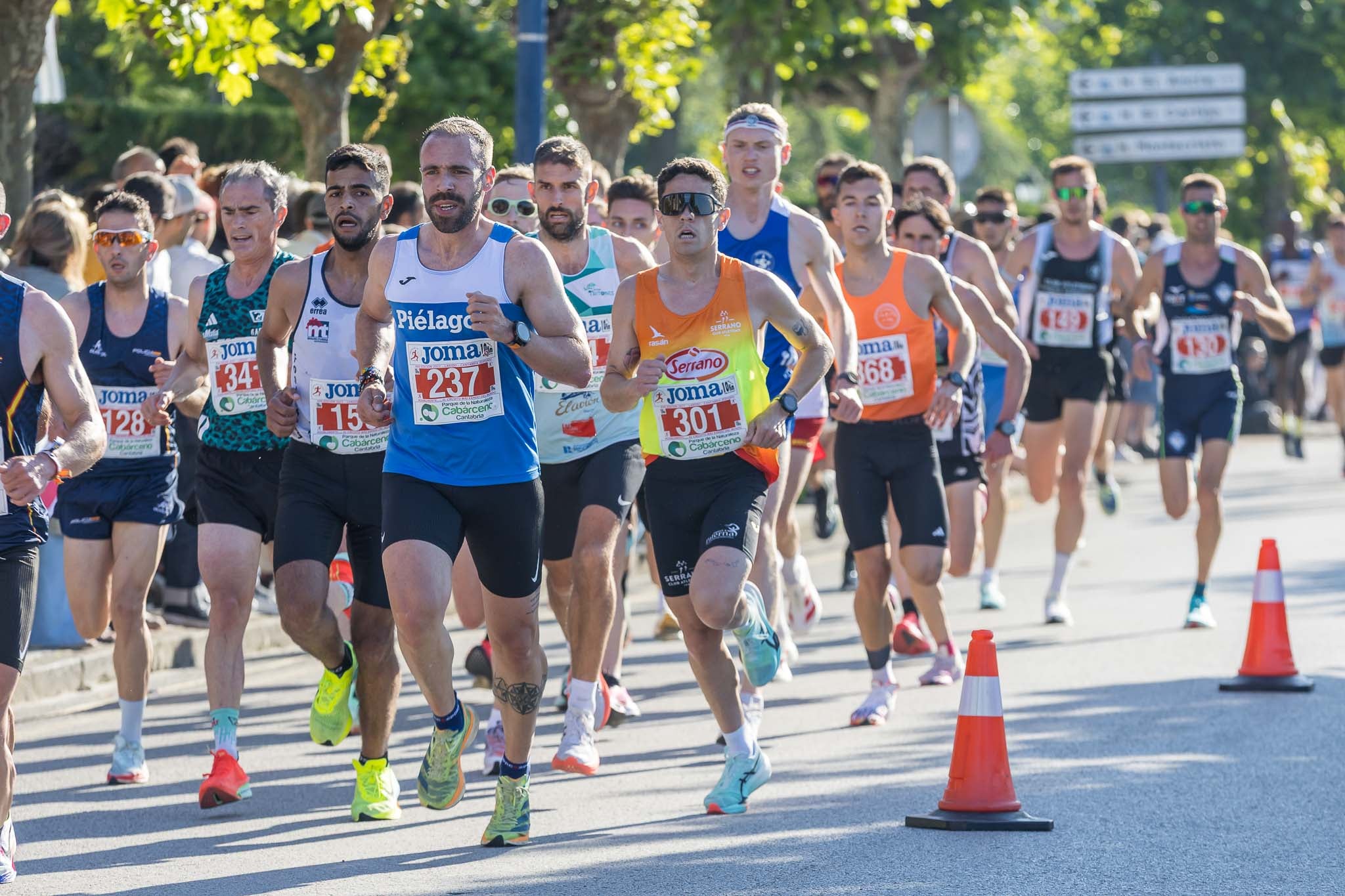 Si has participado en los 10 km de Laredo, búscate