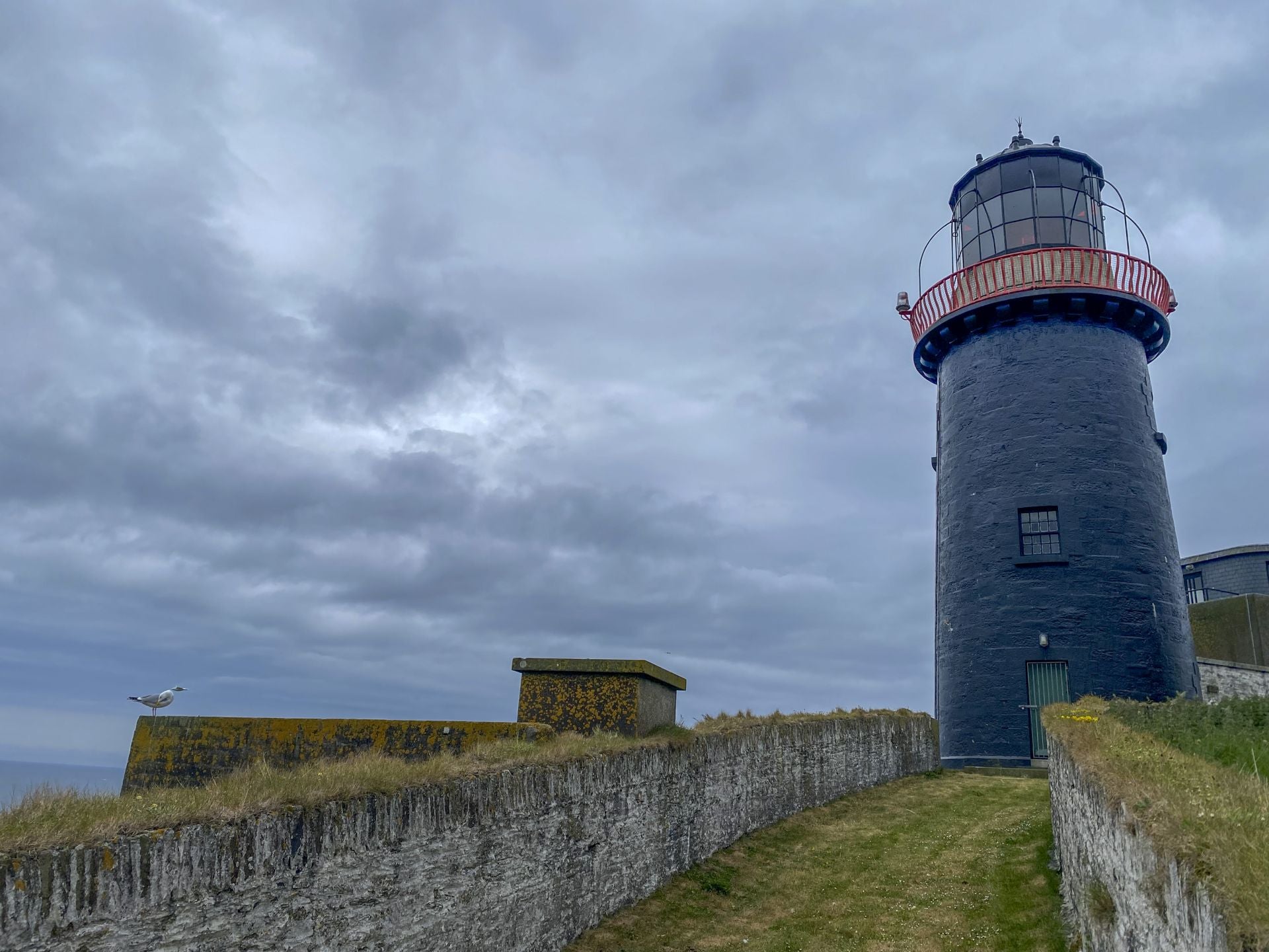 El faro de Ballycotton, en una isla que fue escenario de varios naufragios.