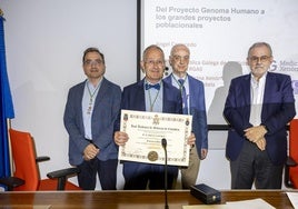 Desde la izquierda, Domingo González Lamuño, Ángel Carracedo, José Antonio Riancho y Ángel Pazos.