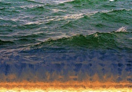 Nuno da Luz, Las Hueras / Sonogramas (2025). Composiciones de olas del mar y sus respectivos sonogramas (distribución de energía acústica en distintas frecuencias).