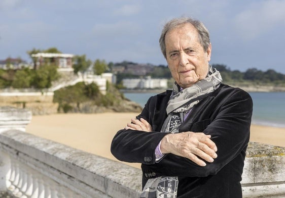 José Luis Ocejo mantiene la misma ilusión por la música coral que cuando creó la Coral Salvé hace medio siglo.