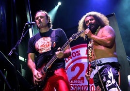 Concierto de los Mojino Escozíos.