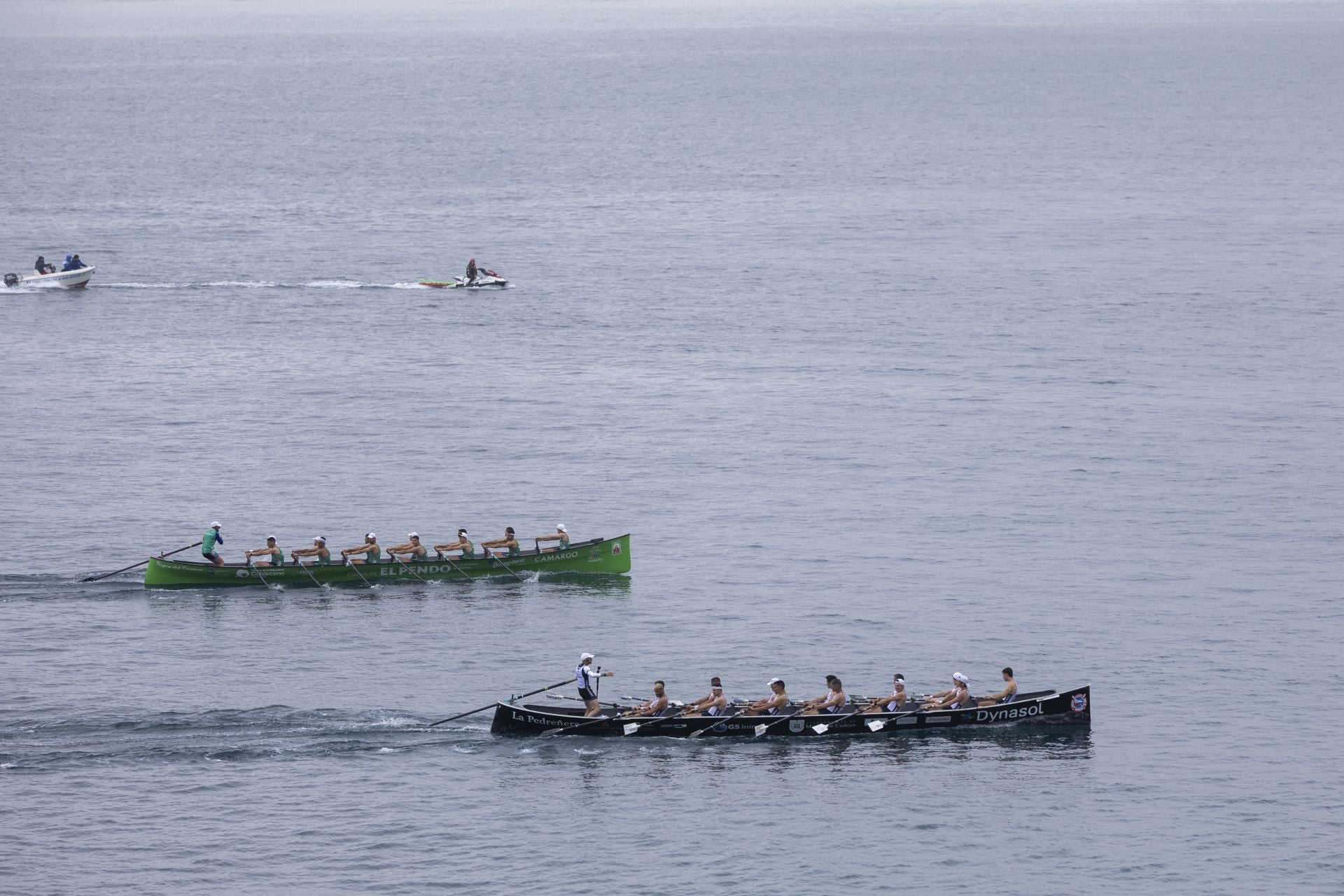 Pedreña, algo por delante de Camargo en la regata. Fueron segundo y tercero, respectivamente.