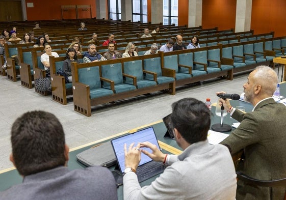 El consejero de Educación, Sergio Silva, ha presidido el Comité de directores de Primaria y Secundaria.