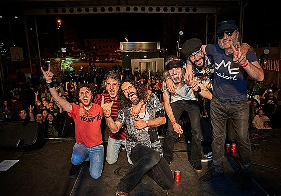 La banda local King Size Co. durante las Jornadas de Pensamiento Crítico