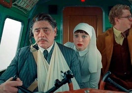 Benicio del Toro, Mia Threapleton y Michael Cera.