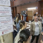 Opositores de educación en una reciente convocatoria celebrada en la Universidad de Cantabria.