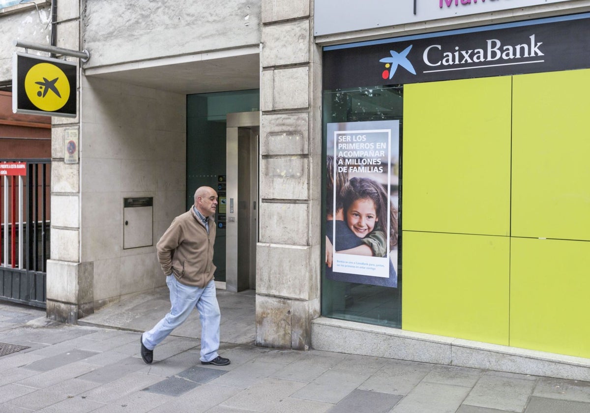 CaixaBank destina 110 millones de euros a financiar a pymes en Cantabria en 2024, un 33% más