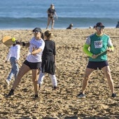 Participantes en una de las muchas citas con las palas que se celebran en Suances cada verano.
