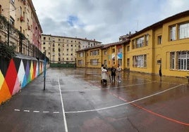 Instalaciones del colegio José María Pereda, en Torrelavega.