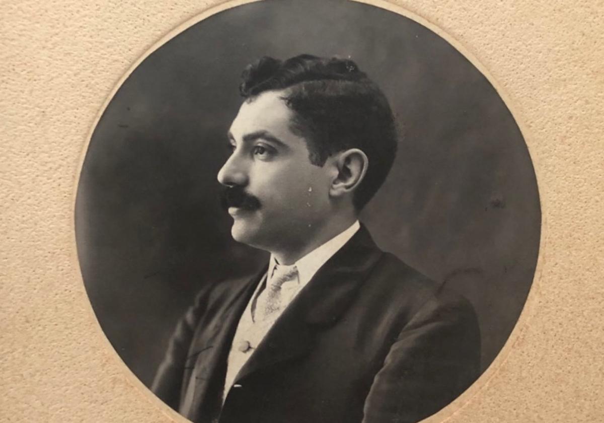 Foto dedicada de Rafael Calleja, compositor de la obra ganadora del concurso celebrado en 1900.