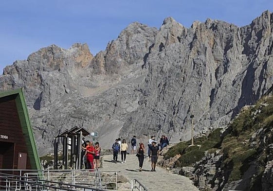 Cantabria, Asturias y Castilla y León deberán invertir esta financiación en el Parque Nacional de Picos de Europa