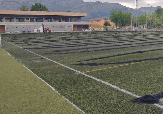 Campo de fútbol 'Uco' Iglesias en Los Corrales.