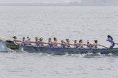 La trainera femenina de Astillero, durante el Campeonato Regional.