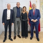Arasti, Oliveira, Buruaga y Media en el acto de reconocimiento.