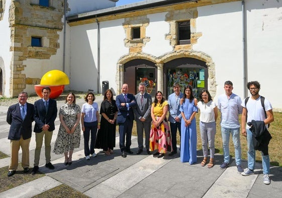 Los miembros del Patronato de la Fundación Santander Creativa se reunieron este miércoles en Pronillo.