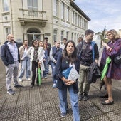 Miembros de la Junta de Personal Docente saliendo de una reunión con el consejero de Educación, Sergio Silva, por la adecuación salarial.