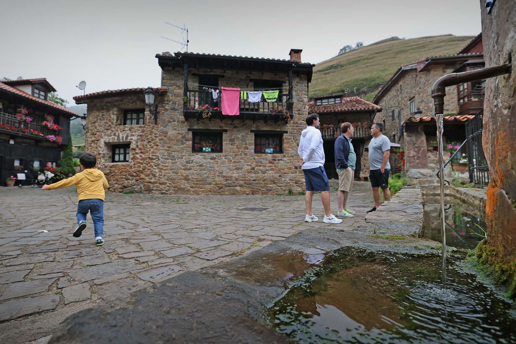 Fuentes y lavaderos, muy presentes en el recorrido.