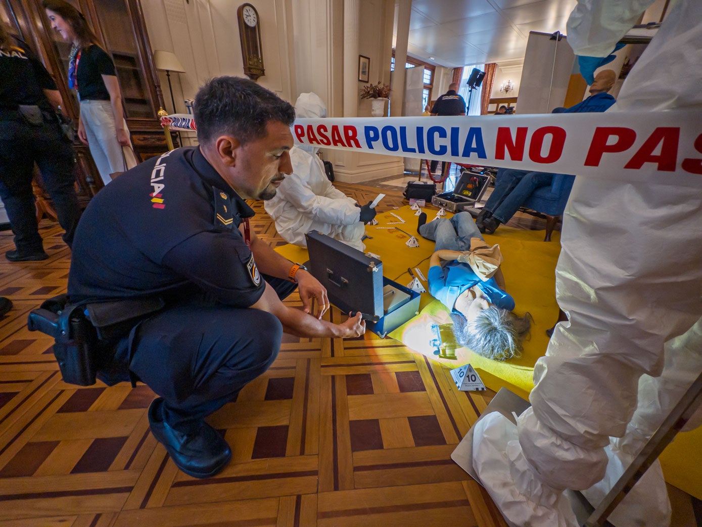El escenario se encuentra repleto de desafíos para los visitantes.