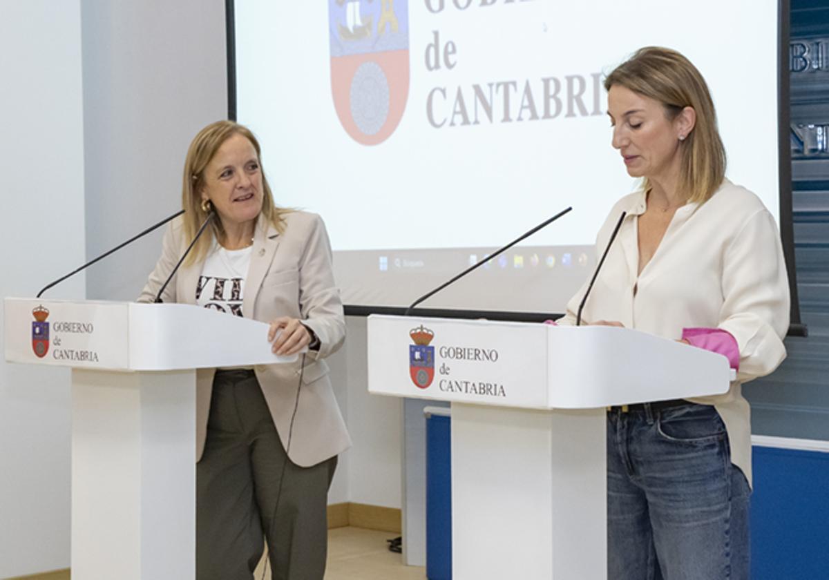 La consejera de Presidencia, Isabel Urrutia, y la presidenta de Ascanvite, Silvia Gómez, en la rueda de prensa de este lunes.