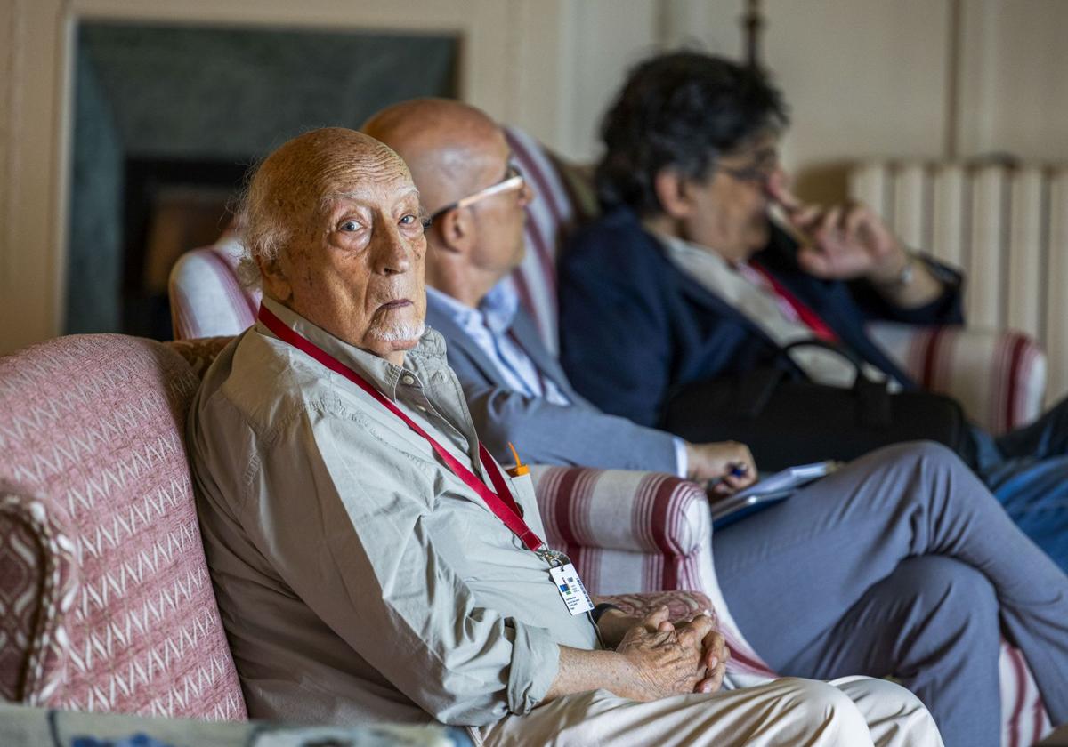 Manuel Vicent, ayer, en La Magdalena.