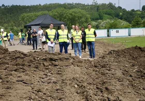 Visita de las autoridades a las obras.
