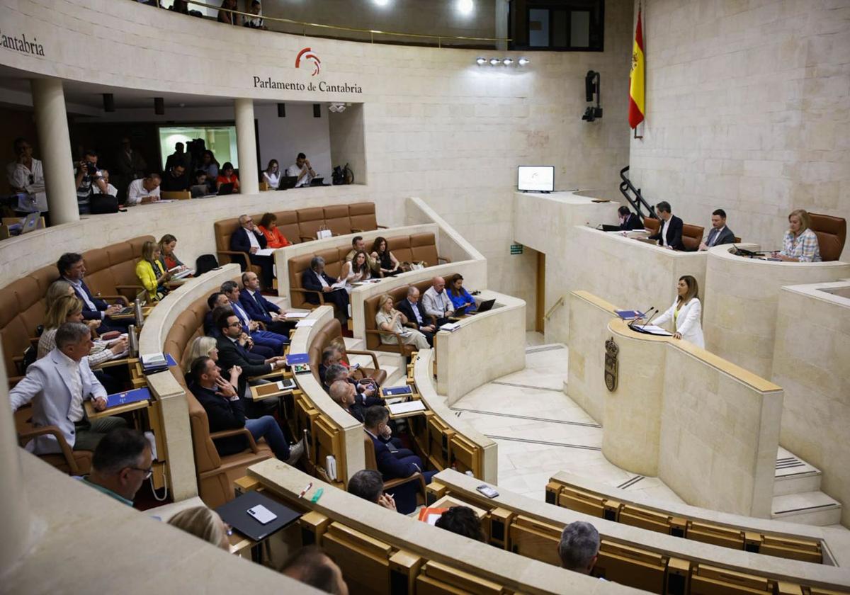 Buruaga: «Este es el Gobierno que necesita Cantabria. Es un Gobierno que está haciendo historia»