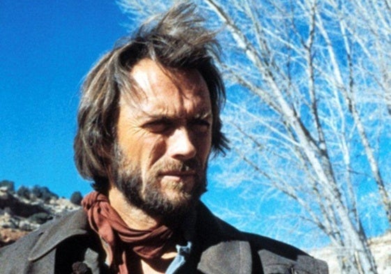 El monográfico de Clint Eastwod se abre con 'El fuera de la ley'.
