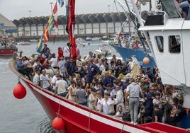 La procesión marítima, en festividades pasadas.