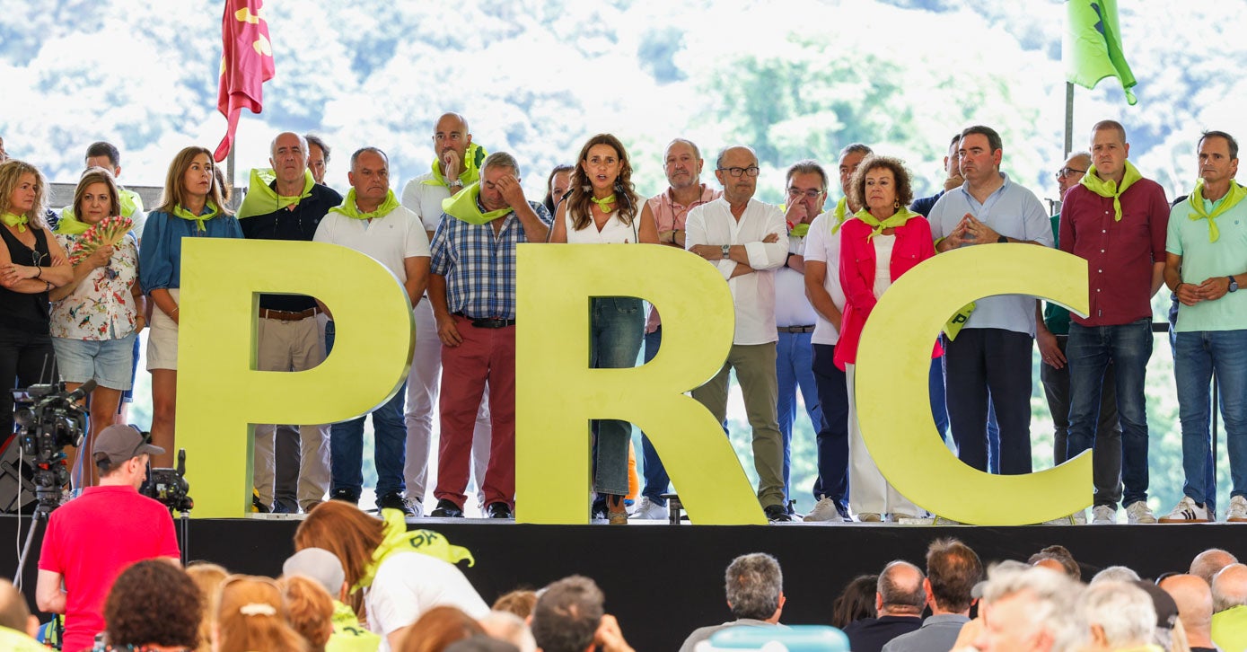 Paula Fernández pidió unidad para volver al Gobierno en 2027.