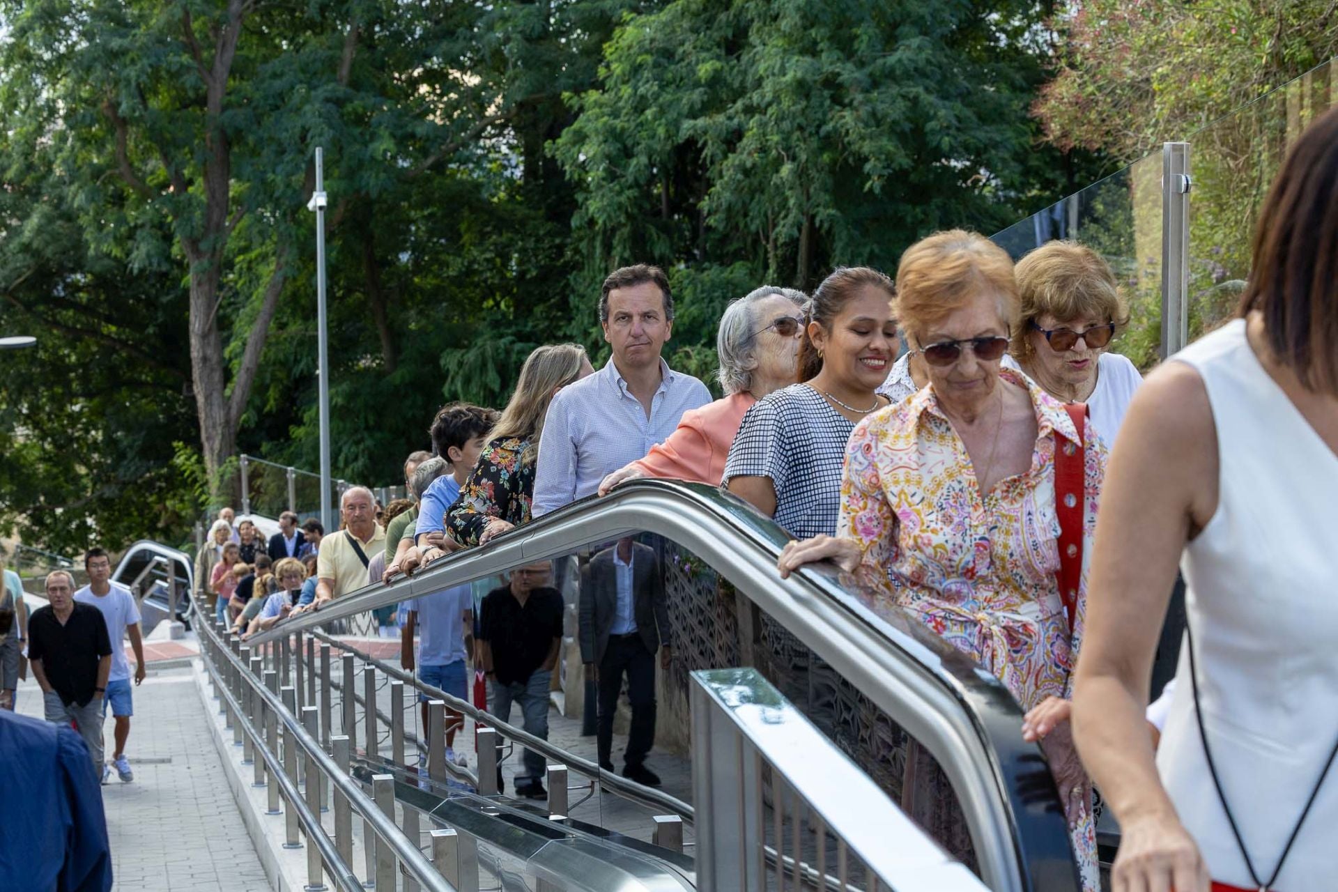 Los vecinos reconocen que este itinerario es una necesidad para la zona y consideran que la inauguración es un logro.