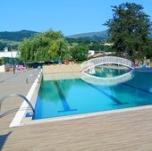 Los Corrales, tercer municipio de la semana en cerrar sus piscinas tras hallar excrementos