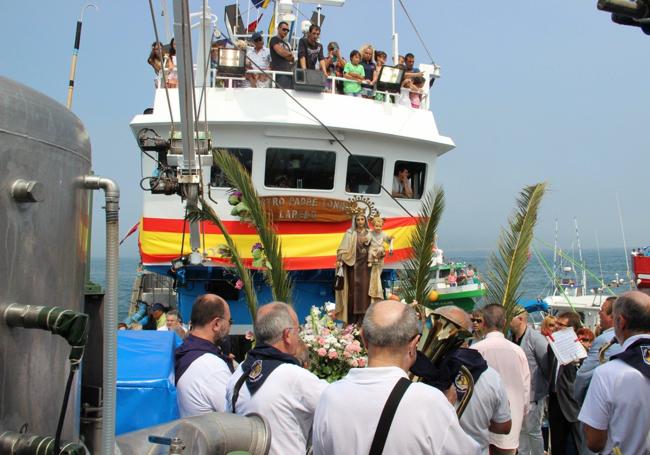 Esta tarde habrá procesión marítima en Laredo.