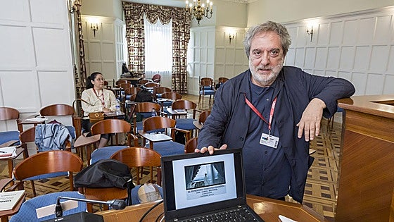 «Jamás hago series didácticas, las hago para que la gente lo pase de miedo»