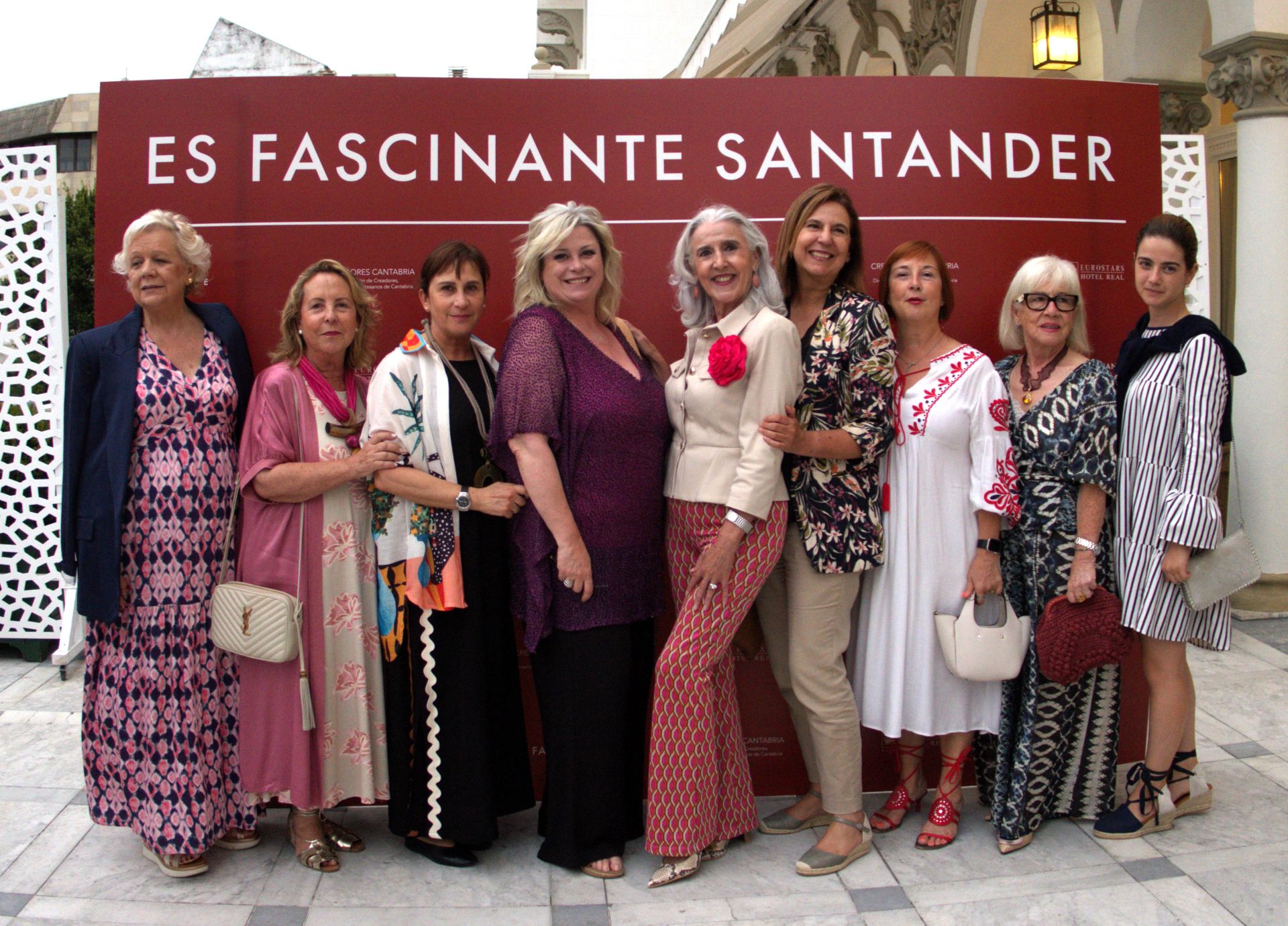 Montse Saiz, María Dolores Gutiérrez de Celis, Maite Rodríguez, Raquel Cuadrillero, Silvia Cuadrillero, María Jesús Aparicio, Feli Mier y Sofía Núñez.
