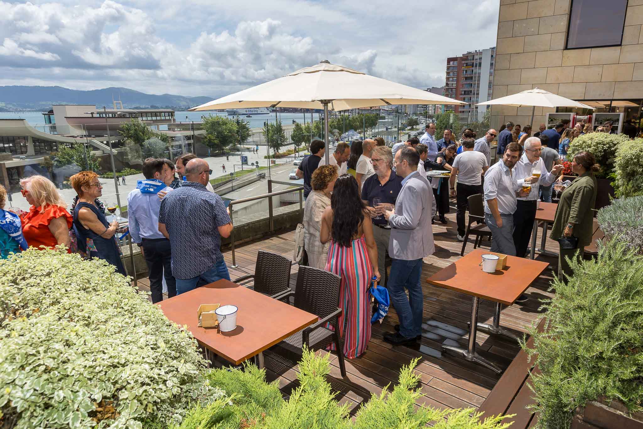 Un cierre por todo lo alto en la terraza del Hotel Bahía