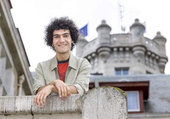 Mario Obrero en el Palacio de la Magdalena, donde esta semana imparte un curso y protagoniza las Veladas Poéticas.