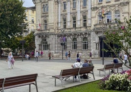 En libertad el detenido por apuñalar a un hombre en la pierna en la plaza del Ayuntamiento de Santander