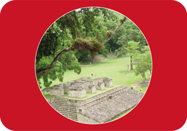 Las ruinas de Copán (Hondura), descubiertas por el santanderino Diego García de Palacio.