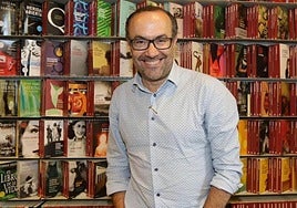 Jesús Marchamalo bucea en paralelo en la vida y la literatura.